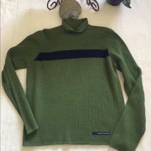Abercrombie Med green/Navy long sleeve